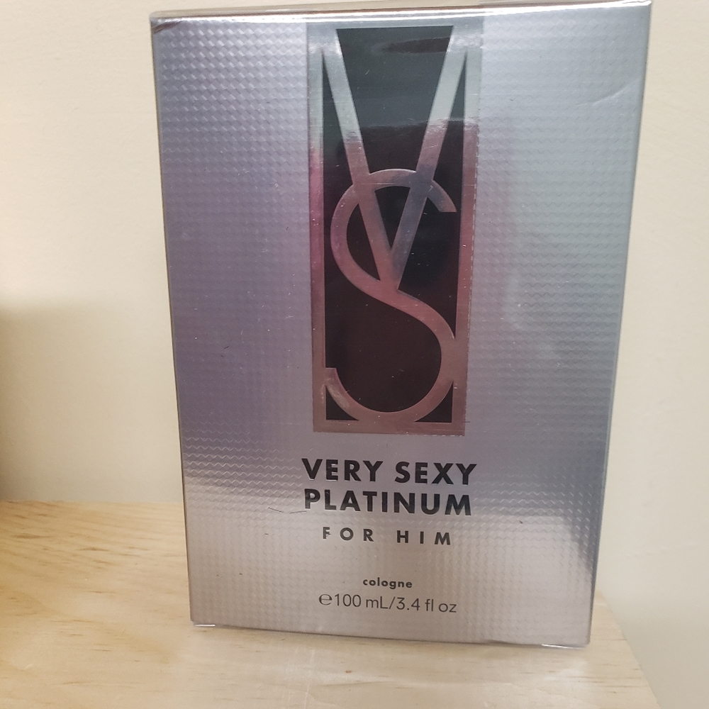 VICTORIA SECRET VERY SEXY MENS